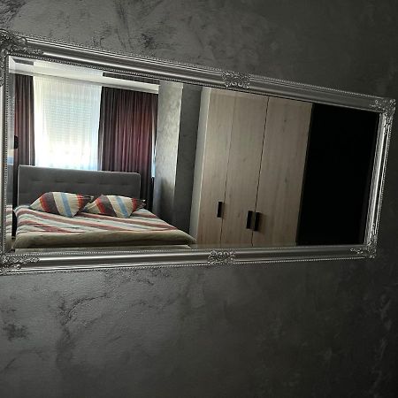 Aby Apartment สลาวอนสกีบรอด ภายนอก รูปภาพ